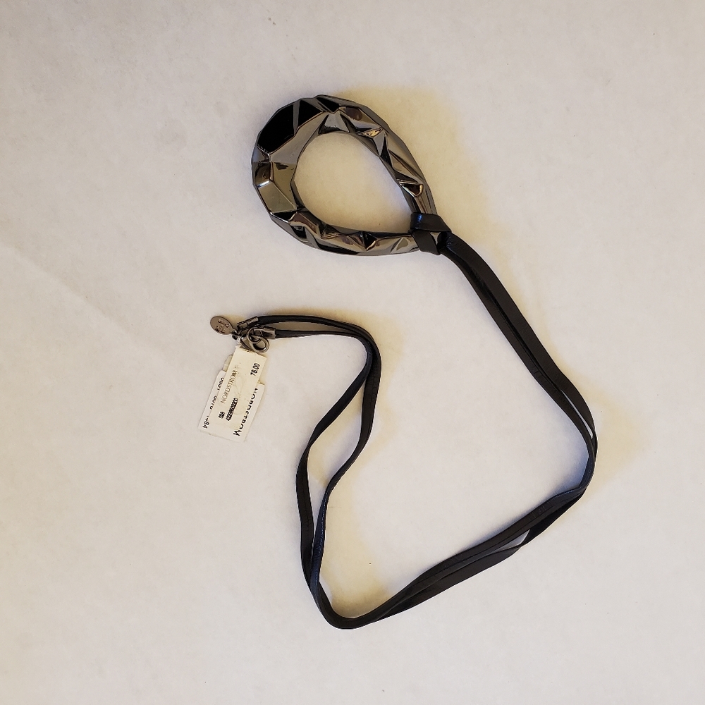 Lydell Black Pendant Necklace